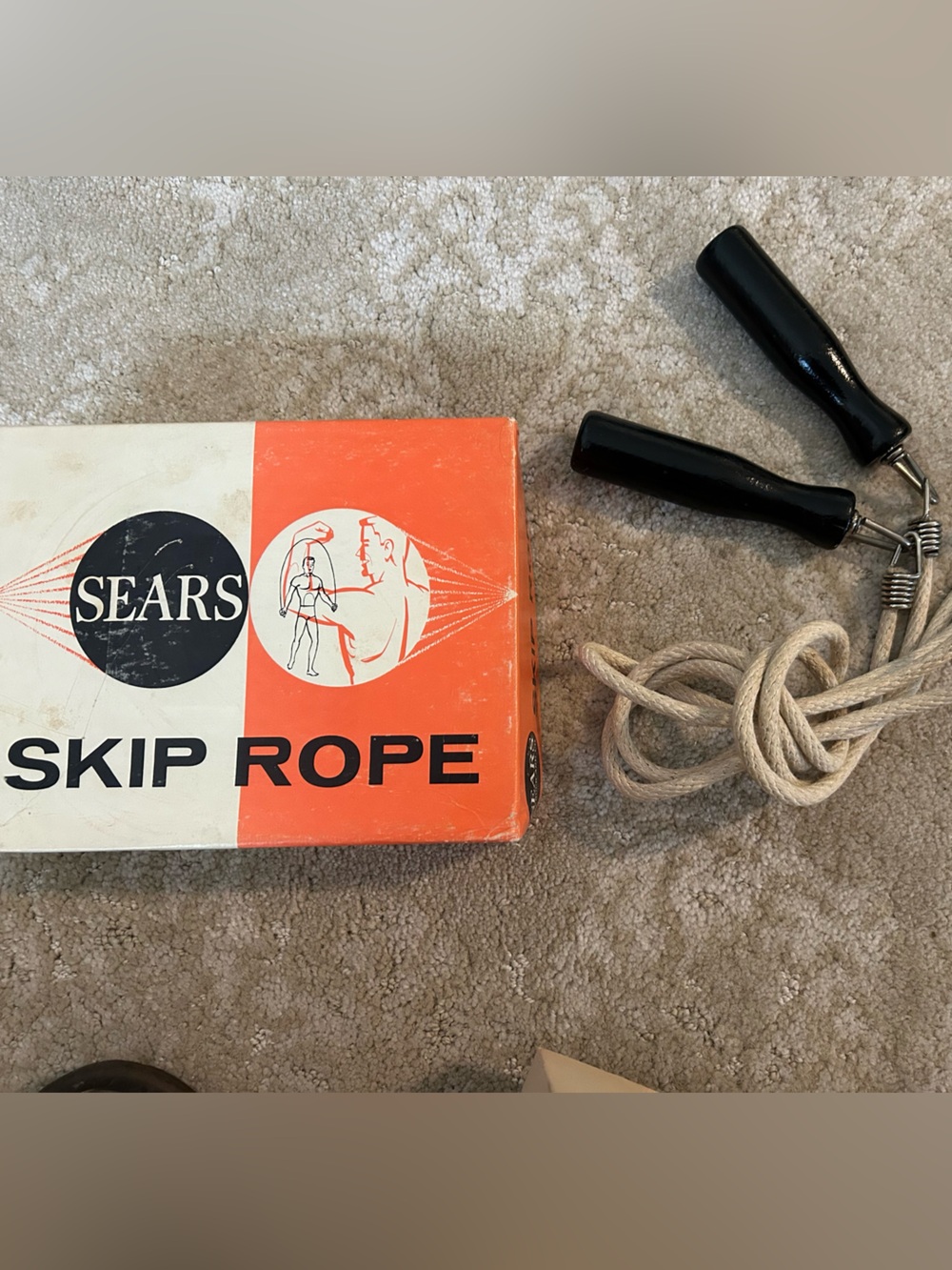 Vintage Sears skip rope / adult exercise jump rope.